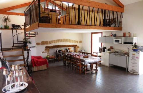 Bessenay House | Gîte des 2 chênes