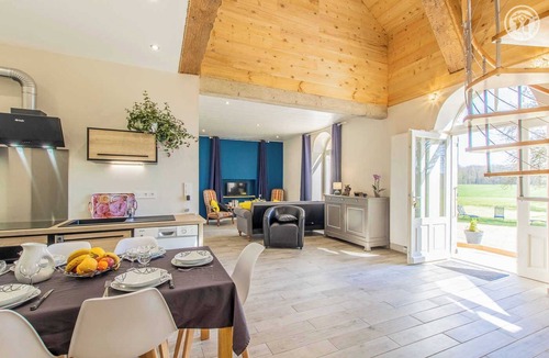 Mouthier-en-Bresse House | Gîte Des Bois de Dissey