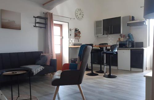 Saint-Cesaire House | Gîte des Bujours