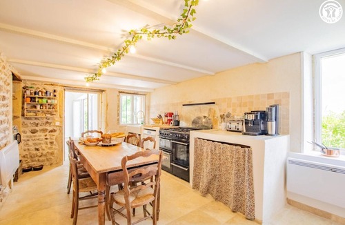 Viry House | Gîte des Charmays - SARRY