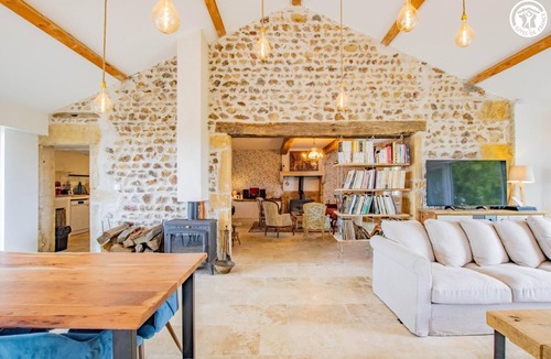 Viry House | Gîte des Charmays - SARRY