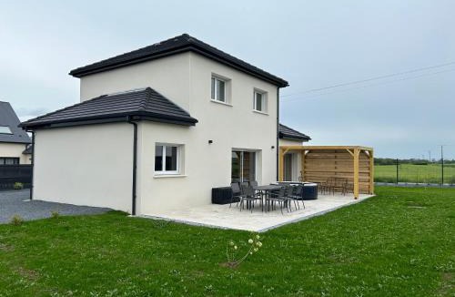 Chicheboville Villa | Gîte des couleurs