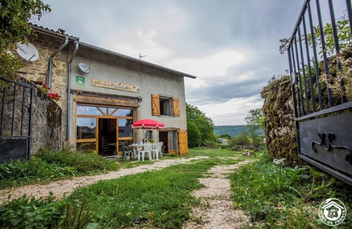 Nivollet-Montgriffon House | Gîte des Hirondelles