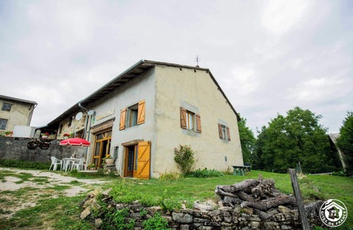 Nivollet-Montgriffon House | Gîte des Hirondelles