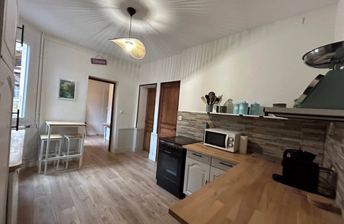 La Foret-Auvray House | Gîte des Halles – Charming house in a quiet location