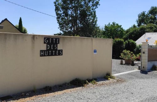 Bain-de-Bretagne House | Gîte Des Huttes