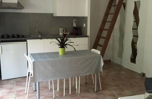 Montagnac-Montpezat Apartment | Gîte des Lavandes