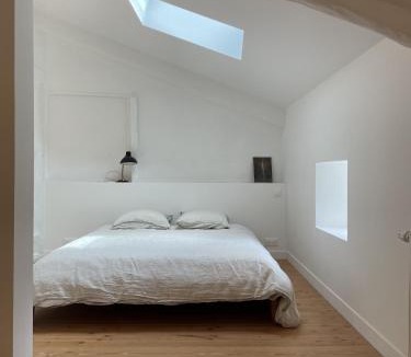 Chatte House | Gîte des Luddites