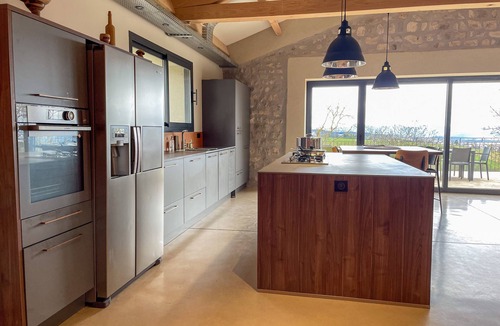 Monistrol-sur-Loire House | Gîte des Ollières : Entre Charme Traditionnel et Confort Moderne