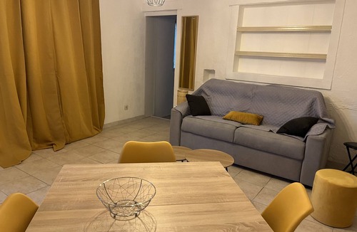 Venejan Apartment | Gîte des oliviers