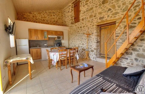 Pomeys House | Gîte des Ormes in Pomeys - POMEYS