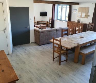 Fains-Veel Apartment | gîte des sources