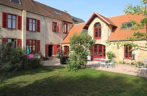 Lapalisse House | Gîte des Vérités