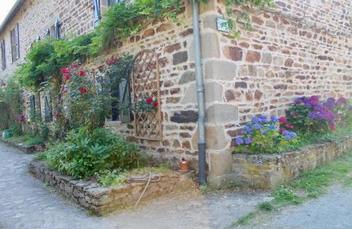 Ayat-sur-Sioule House | Gîte des vergnioux