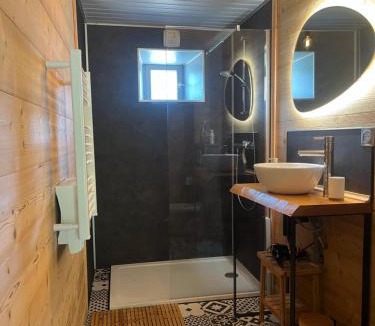 Ayat-sur-Sioule House | Gîte des vergnioux