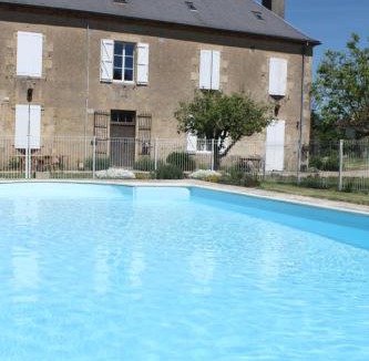 Fours Apartment | Gîte Donjon