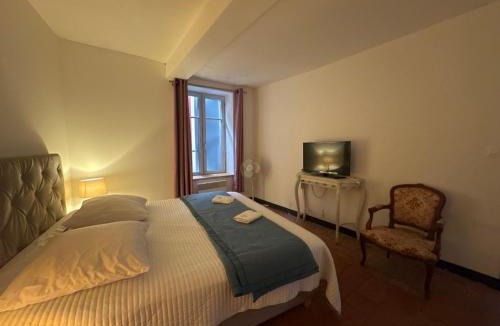 Boutenac House | Gîte Du Bourrelier