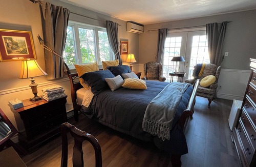 Sherbrooke Bed & Breakfast | Gîte du Caméléon