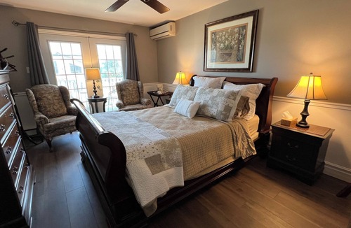 Sherbrooke Bed & Breakfast | Gîte du Caméléon