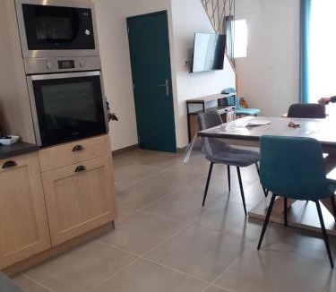 Sille-le-Guillaume Apartment | Gîte du Chateau de Sillé le Guillaume