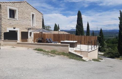 Crestet House | Gîte du Colombier