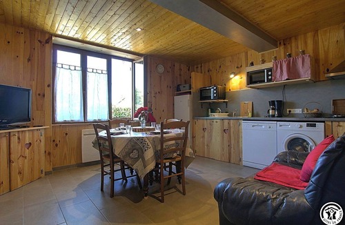 Chazey-sur-Ain House | Gîte du Colza - Chazey-sur-ain