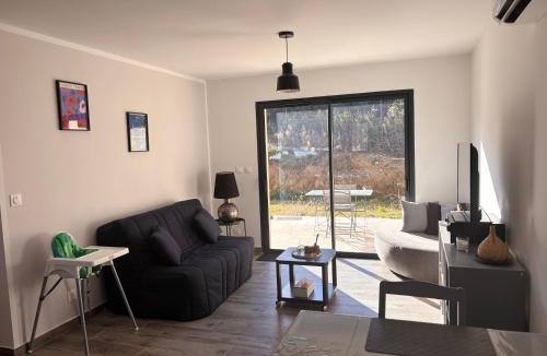 Saint-Montan Apartment | Gîte du Courbier