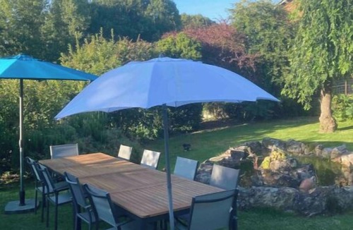 Saint-Pierre-des-Nids House | Gîte du Dauphin