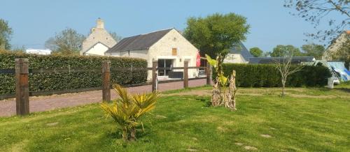 Mandeville-en-Bessin House | Gîte du domaine de la longue fosse