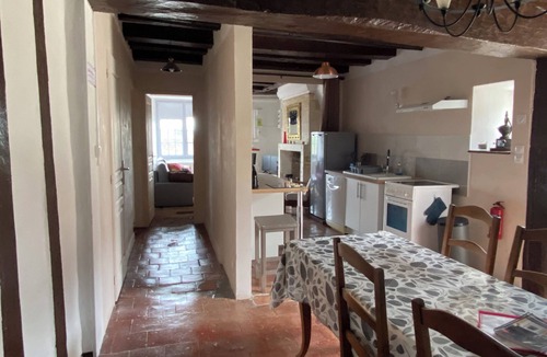 Montrichard Cottage | Gîte du Donjon, 16th century, private courtyard, between Beauval zoo and Chenonceaux
