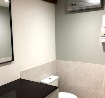 Couzon House | Gîte du four à pain