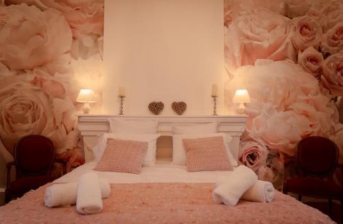 Saint-Saturnin-sur-Loire Hotel | Gîte du Château de saint Saturnin sur Loire