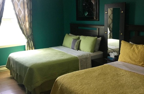 Isle aux Coudres Bed & Breakfast | Gîte du Moulin, Bedroom #2