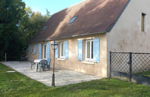 Preuilly-sur-Claise House | Gîte du Moulin de Chanvre with Private Terrace and Garden