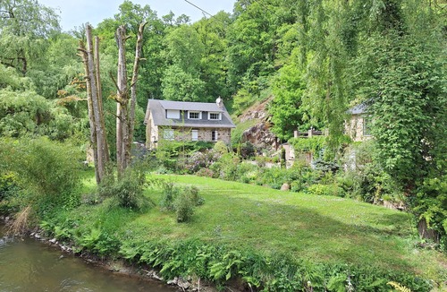 Oisseau House | Gîte du Moulin de Tanis – Nature Retreat in Mayenne