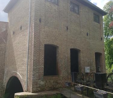Hallines House | Gîte du Moulin Pidoux