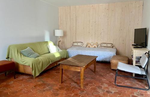 Chezy-sur-Marne House | Gîte du Moulinet