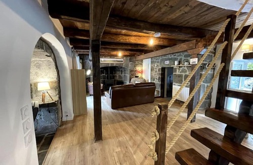 Saint-Projet-de-Salers House | Gîte du Pays-de-Salers, Cantal, classé 1*