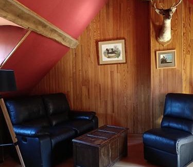 Treigny House | Gîte du Parc Animalier de Boutissaint - Le Cerf