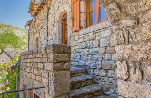 Montbrun House | Gîte du plo montbrun