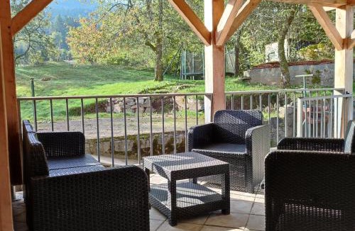 Saulxures-sur-Moselotte Ski Chalet | Gîte du pré forestier