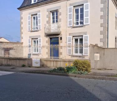 Nueil-les-Aubiers House | Gîte du Prieuré