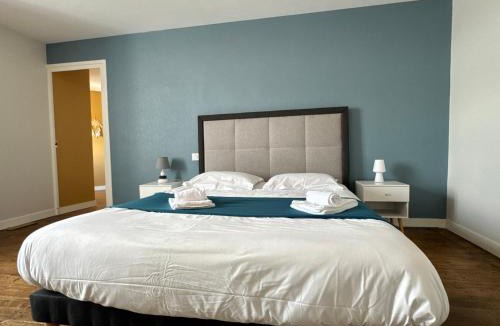 Airvault House | Gîte du Puits Olivier 10 personne chaleureux 3 étoiles