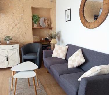 Faleyras House | Gîte du Tourney