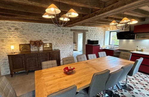 Aulnay-la-Riviere House | Gîte du Val D'auneau, 5 Ch., 3 Sdb, Piscine, Barques, Pétanque, Baby-foot