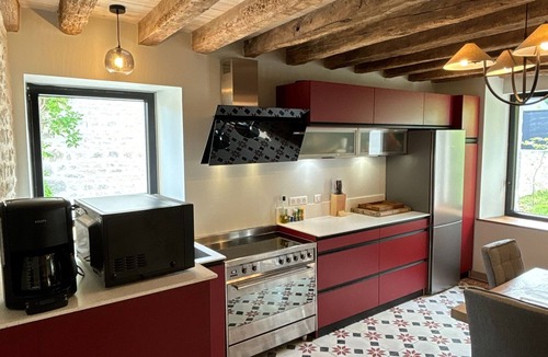 Aulnay-la-Riviere House | Gîte du Val D'auneau, 5 Ch., 3 Sdb, Piscine, Barques, Pétanque, Baby-foot
