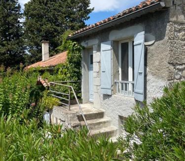 Sampzon House | Gîte du Vallier