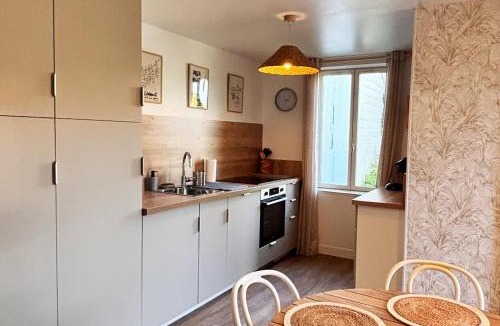 Andresy House | Gîte Elonie, Maison entière avec jardin et parking