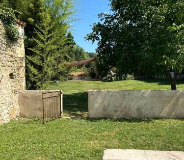 Crastes Apartment | Gîte En Damé with pool