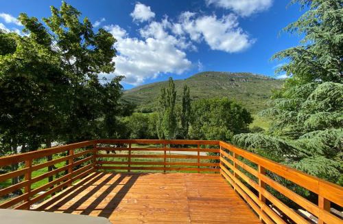 Montfroc House | Gîte en Haute Provence La terrasse du Jabron